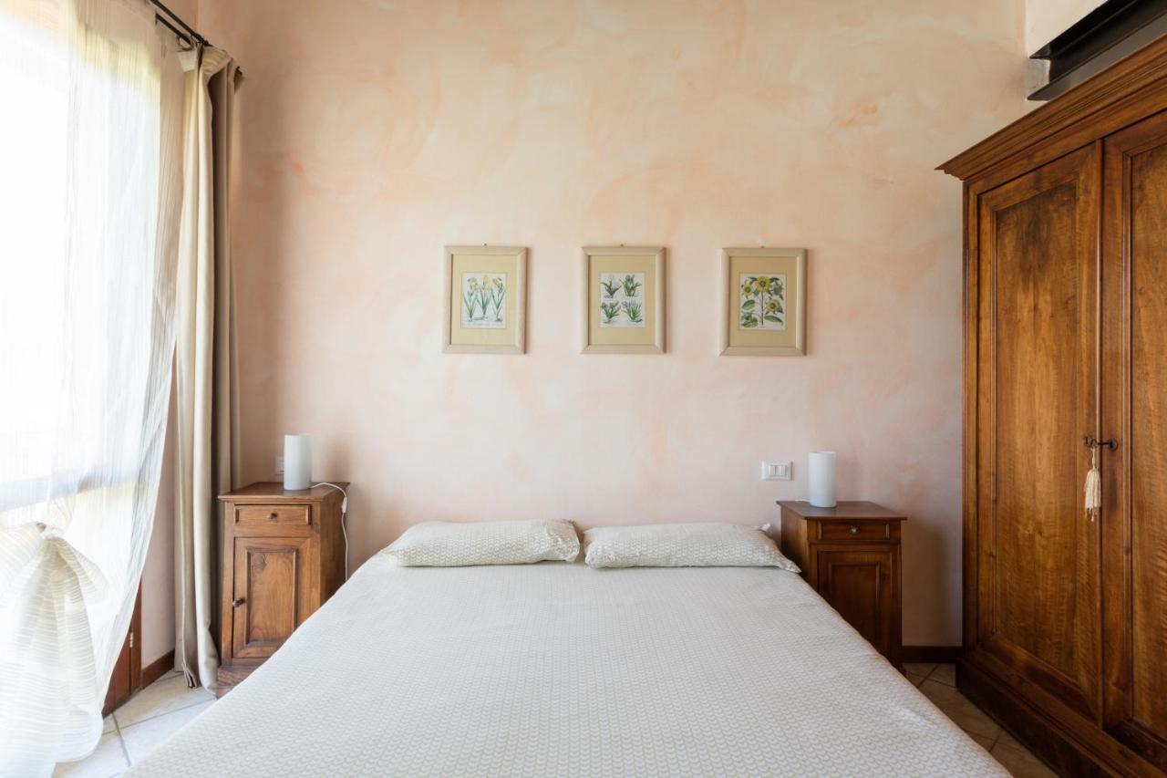 Cascina Clarabella Villa Iseo Room photo