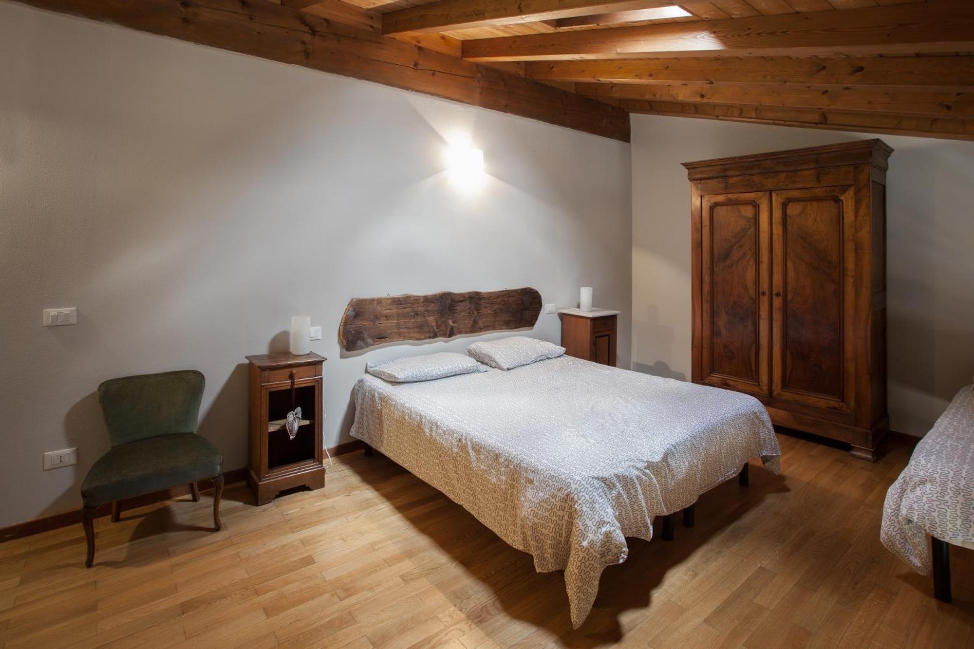 Cascina Clarabella Villa Iseo Room photo